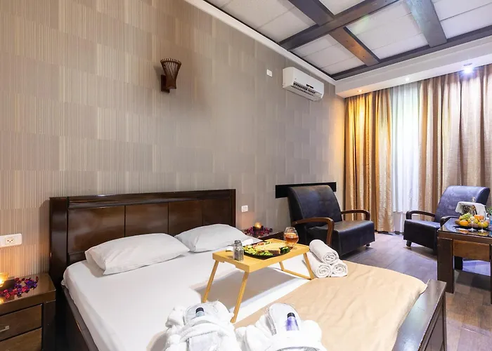 Hotel House